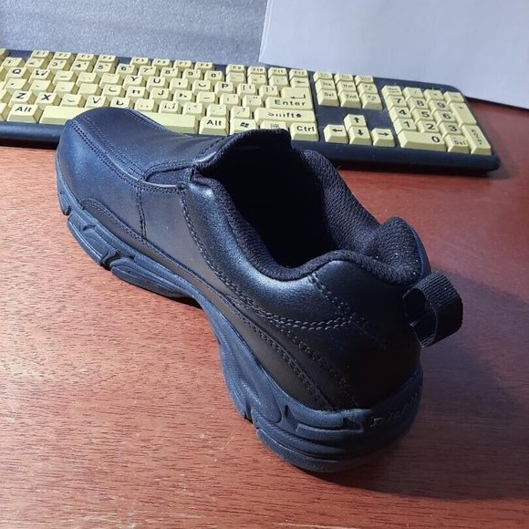 NEW With Box ! Dickies Women Slip Resistant Slip On Black Work Shoes Size 8.5 - Picture 2 of 5